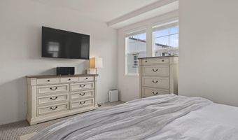 162 Sawbuck St, Camarillo, CA 93010
