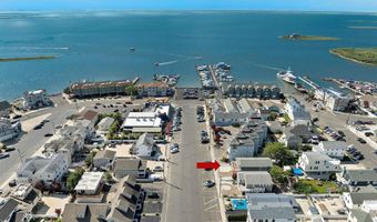 511 Engleside Ave, Beach Haven, NJ 08008