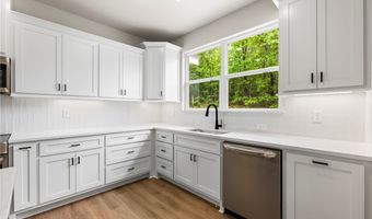 18 Winchelsea Ln, Bella Vista, AR 72714