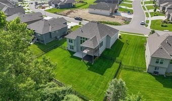 14500 Aurora Ln, Basehor, KS 66007