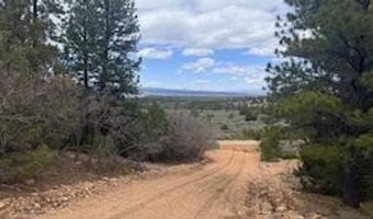 Crest Ct lot 3, Alton, UT 84710