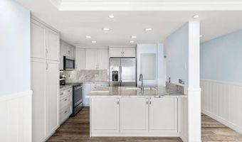 1200 Harbor Dr 3C, Oceanside, CA 92054
