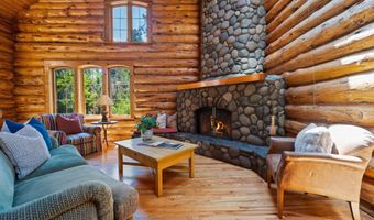 56648 Lunar Dr, Bend, OR 97707