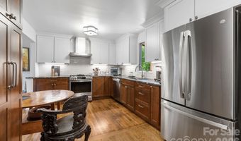 664 Lakeshore Dr, Asheville, NC 28804