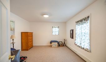 2925 Turner Rd, Auburn, ME 04210