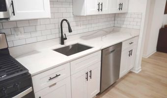 55 SKYHILL Rd 101, Alexandria, VA 22314