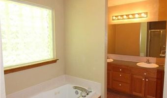 2103 S St, Bentonville, AR 72712