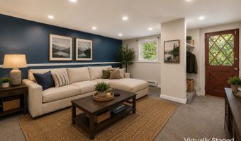 218 Main St, Alton, NH 03809