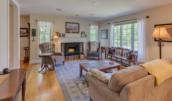 105 Loft Cir, Campton, NH 03223