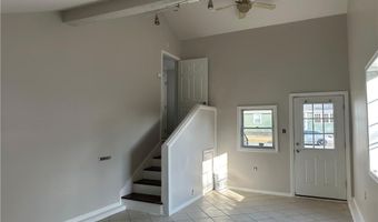 55 Swan St, East Providence, RI 02914