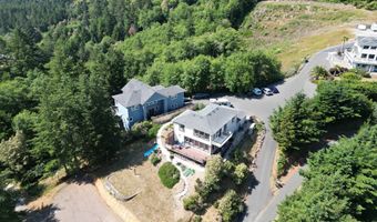 97661 MARINA HEIGHTS Loop, Brookings, OR 97415