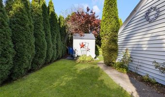 2 Preserved Arnold Ct, Lincoln, RI 02865