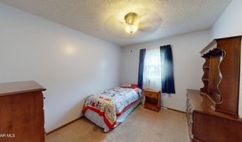 1647 Saint Francis Ln, Altoona, PA 16602