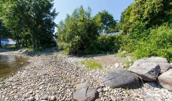 915 Fiske Rd, Alburgh, VT 05440