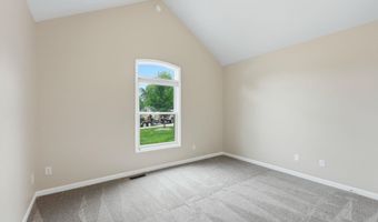 517 Williamson Cir, Angola, IN 46703