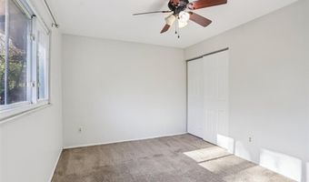 117 Old Oaks Dr, Ballwin, MO 63011