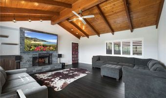 1864 Laurel Rd, Oceanside, CA 92054