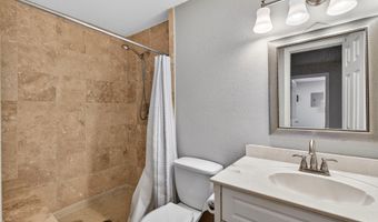 10493 Riviere Vue Dr, Biloxi, MS 39532