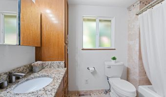 7225 SW JUNIPER Ter, Beaverton, OR 97008