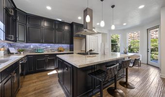 827 W Heritage Oak Ct, Altadena, CA 91001