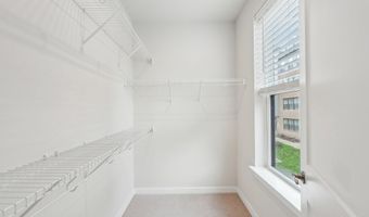 44603 WOLFHOUND Sq, Ashburn, VA 20147