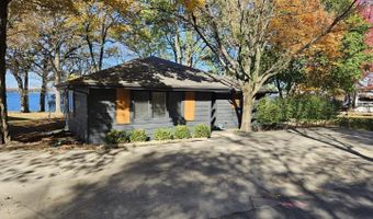 3019 1st St, Arnolds Park, IA 51331