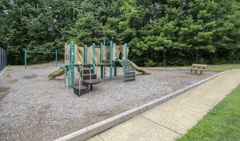 6022 VALLEY VIEW Dr, Alexandria, VA 22310