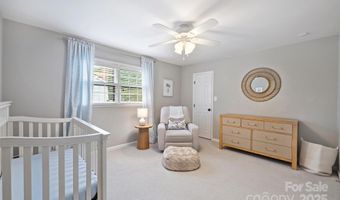 4301 Meadowridge Dr, Charlotte, NC 28226