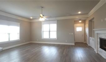 1000 Trestle Ln, Bentonville, AR 72713