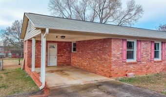 9 Merrimon Ave, Boiling Springs, SC 29316