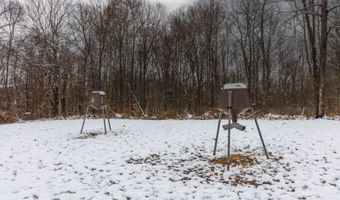 18999 River Rd, Athens, OH 45701