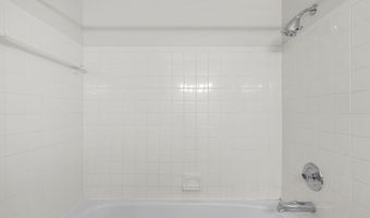 938 S ROLFE St, Arlington, VA 22204