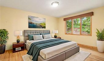 13009 Garvin Brook Ln, Apple Valley, MN 55124
