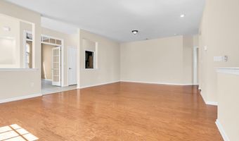 18 Hatteras Way, Barnegat, NJ 08005