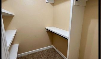 202 Bates St, Batesville, MS 38606