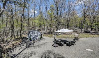 25 Arciel Dr, Albrightsville, PA 18210