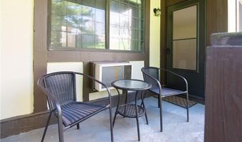17 Eden Ct 17, Brookfield, CT 06804