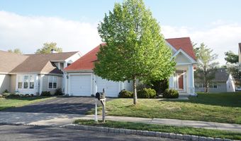 20 Turtle Crk 20, Barnegat, NJ 08005