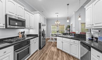 301 Kitty Hawk Cir, Brandon, MS 39047