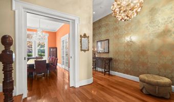 1007 N CALVERT St, Baltimore, MD 21202