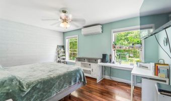 75 Marsh Rd, Belfast, ME 04915