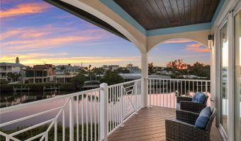 313 HAMMOCK Cir, Anna Maria, FL 34216