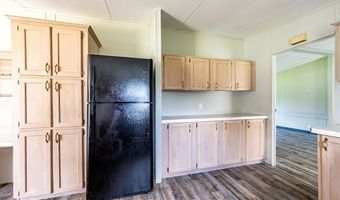 107 Oakridge Dr, Americus, GA 31709