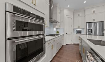 11225 Kilkenny Dr, Charlotte, NC 28277