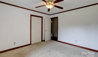 589 White Pines Cir, Camden, SC 29020