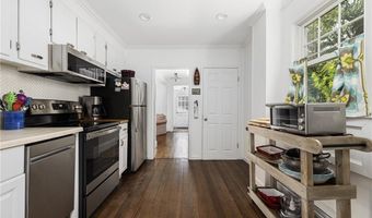 7 Pleasant Vw, Jamestown, RI 02835