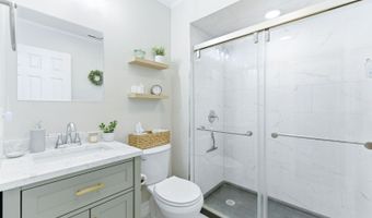 2 Falkenstein Dr 10, Alloway, NJ 07462