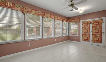 487 Oaklawn Pl, Biloxi, MS 39530
