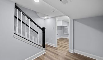 3904 MOUNT PLEASANT Ave, Baltimore, MD 21224