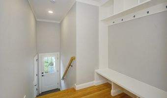 1 Cherokee Rd, Acton, MA 01720